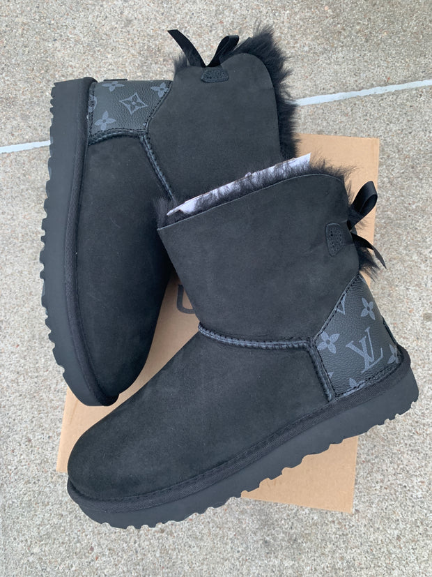 Black LV Mini Bailey Bow ll Uggs (Authentic)